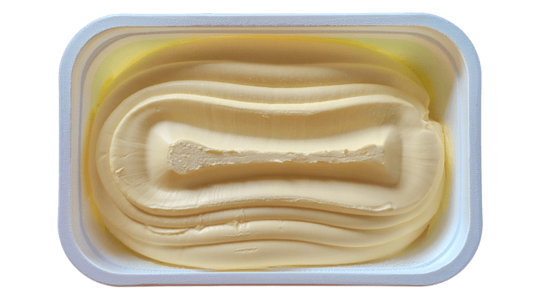 Hvordan lages margarinen og hva skiller den fra smør?