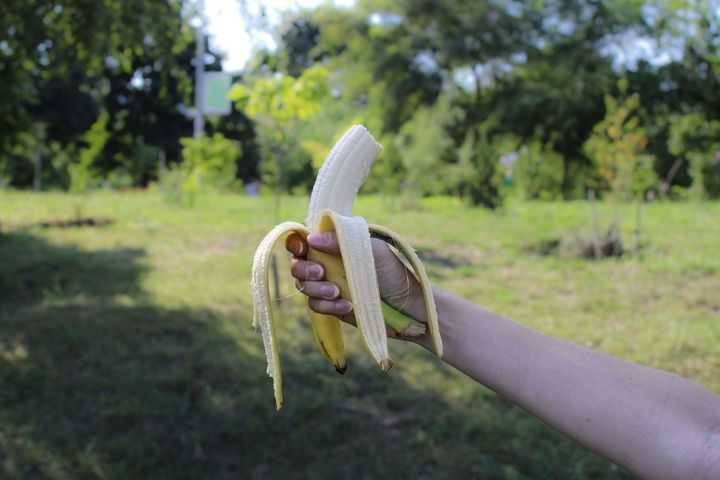 Hvorfor du bør spise en banan etter trening